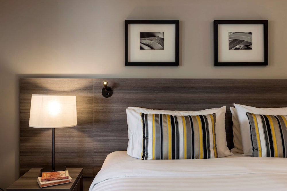 Avani Queenstown Hotel 26/56
