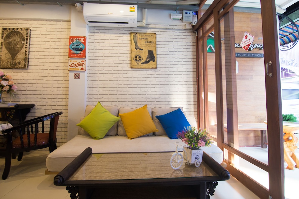 Suree House 27/42