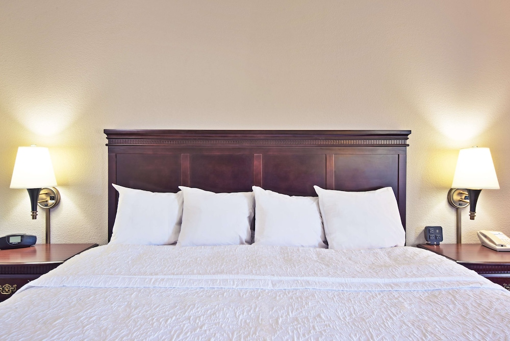 Hampton Inn Huntington/Barboursville 12/40