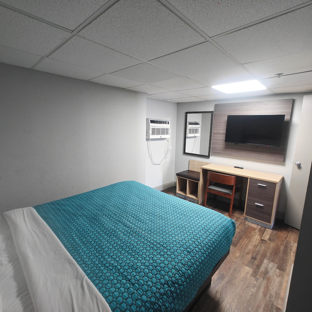 Mountain Vista Inn and Suites 18/57