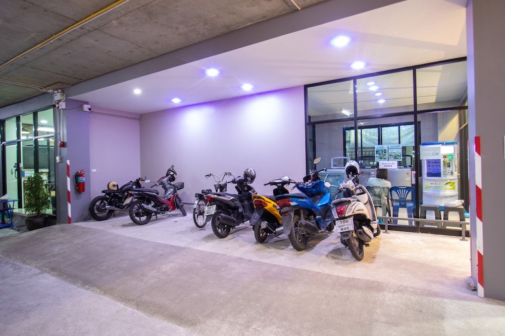 Baan Paknam Hotel 25/26