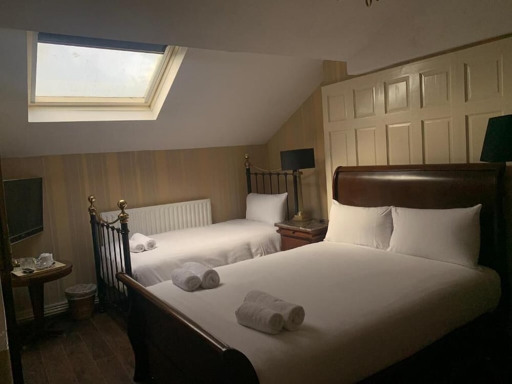 Beech Mount Hotel 16/44