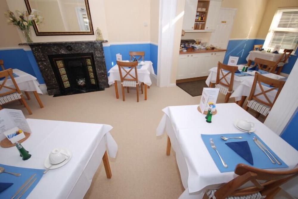 Westbury Lodge 23/30
