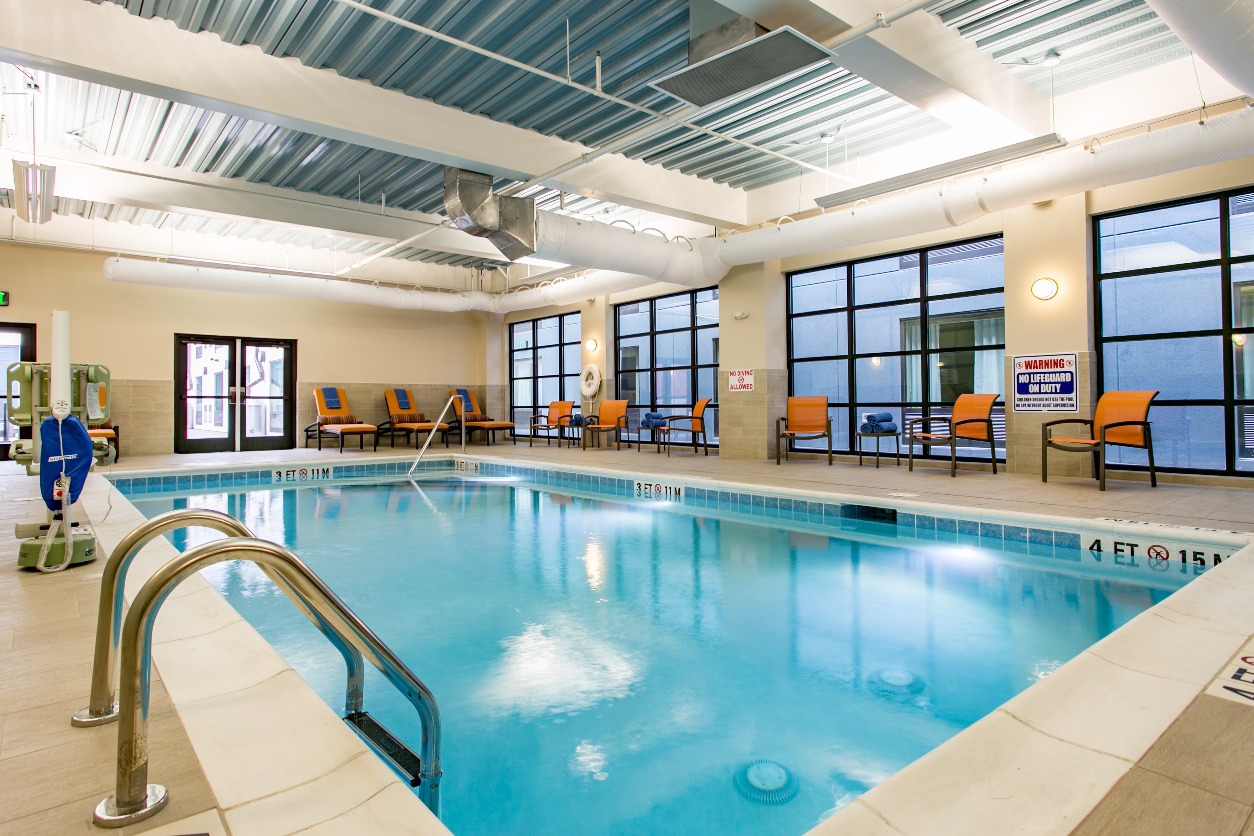 Holiday Inn Hotel & Suites CHATTANOOGA DOWNTOWN 29/65