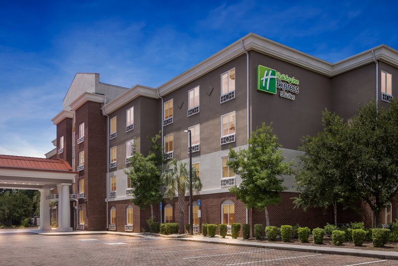 Holiday Inn Express Hotel Suites Savannah Midtown 5/81