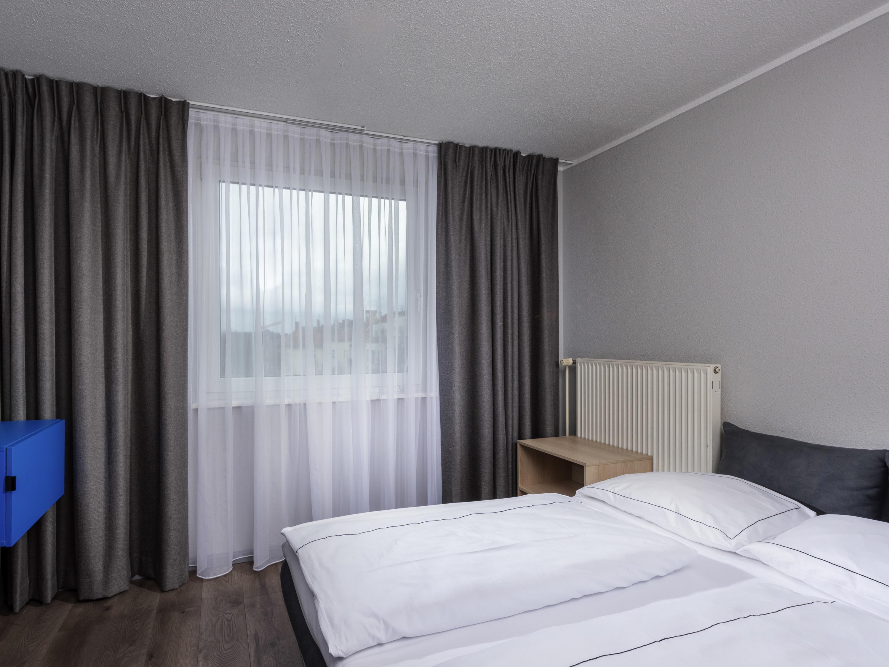 FAMILY SUITE, TWIN BEDS, SOFA, KITCHENETTE