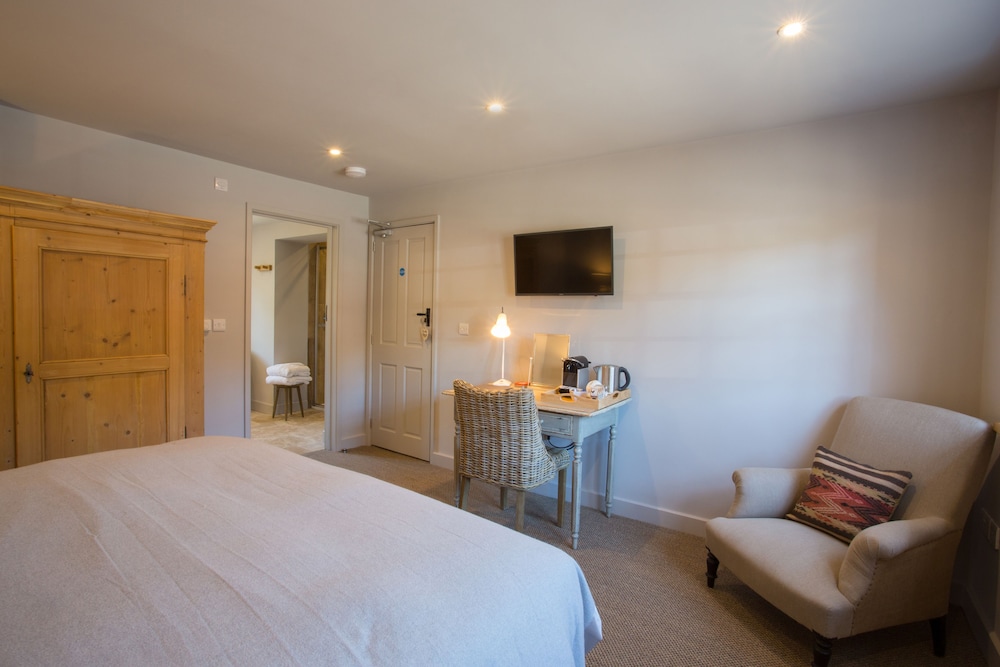 Executive, King Bed
