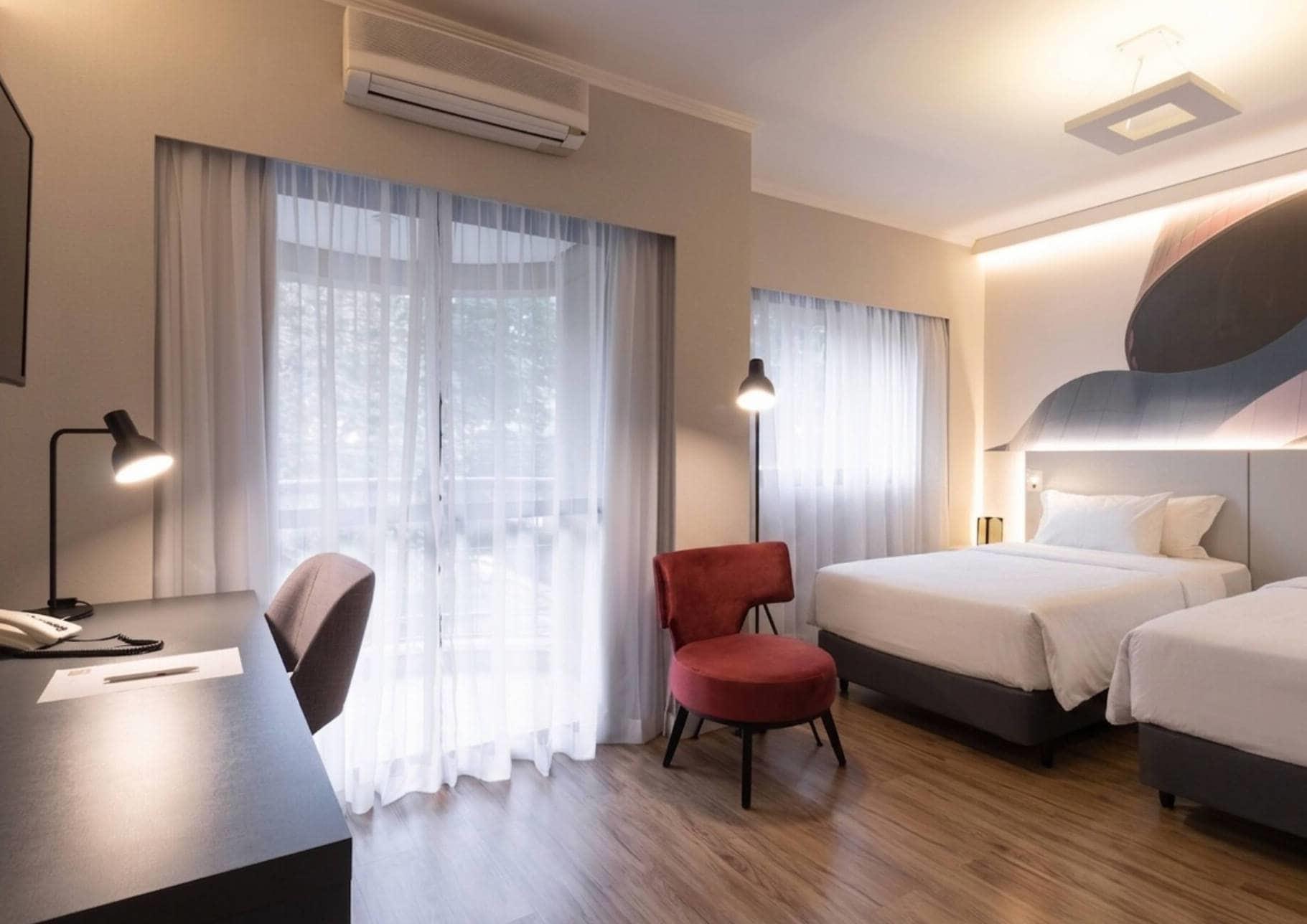 Room, Twin Beds