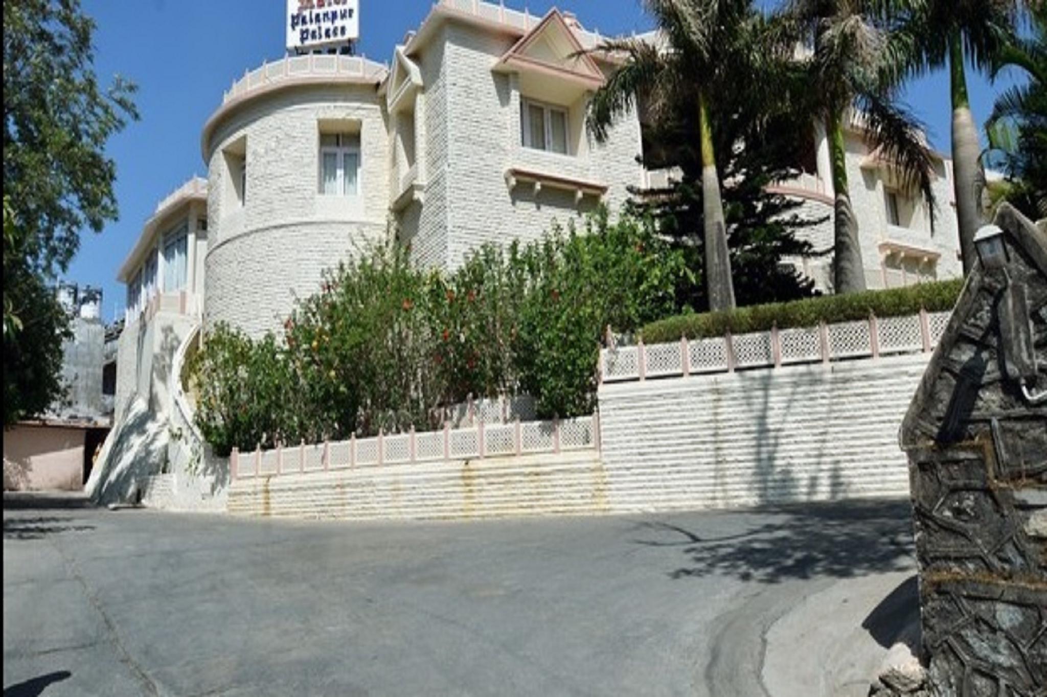 PALANPUR PALACE - MOUNT ABU 14/39
