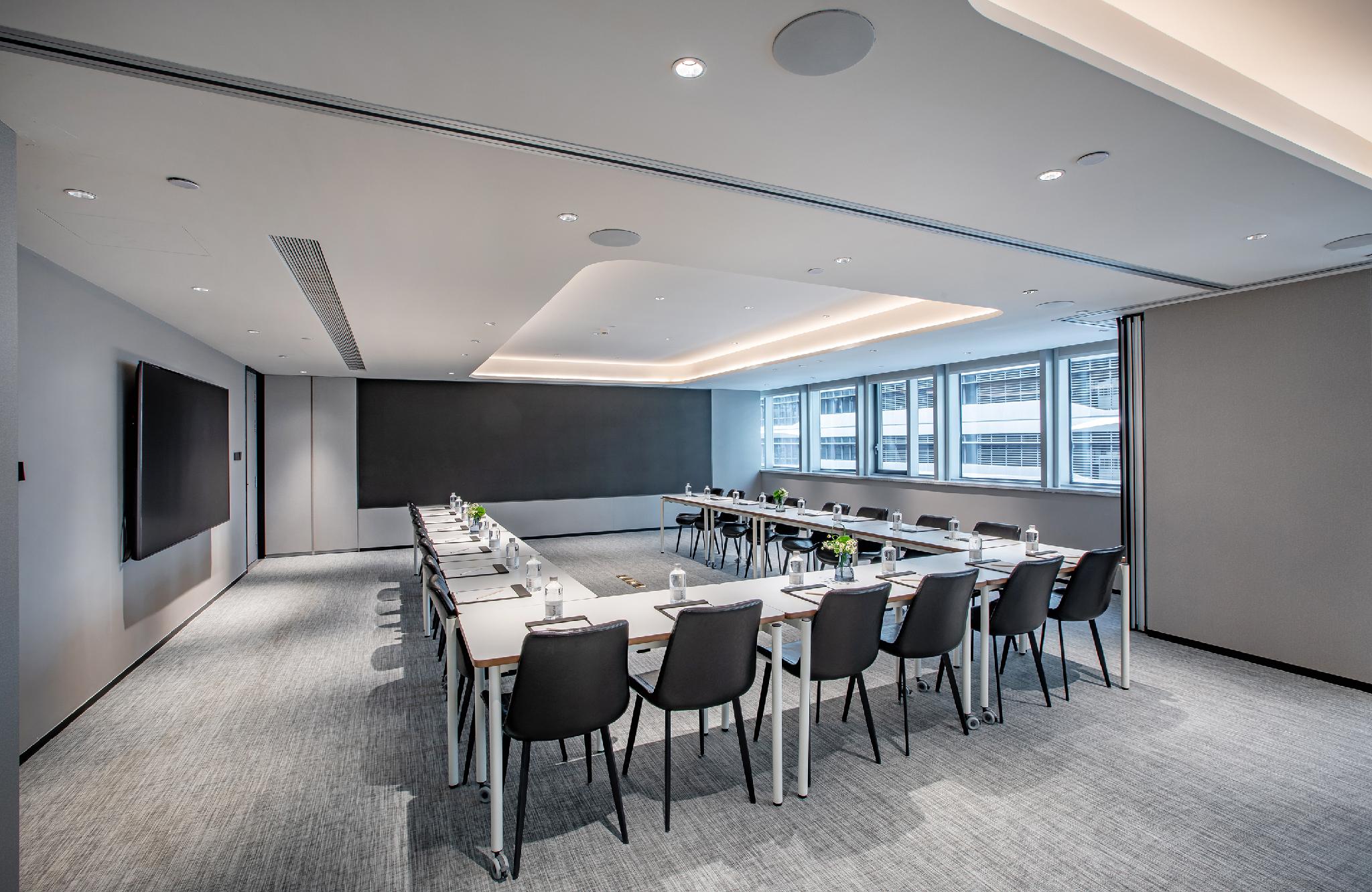 MaxX by Steigenberger Shanghai Hongqiao 42/48