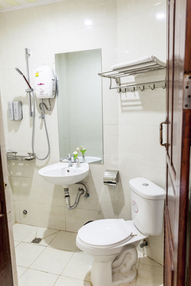 Central Boutique Hotel Vientiane 48/50