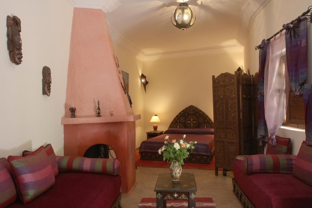 RIAD PETIT KARMELA 27/46