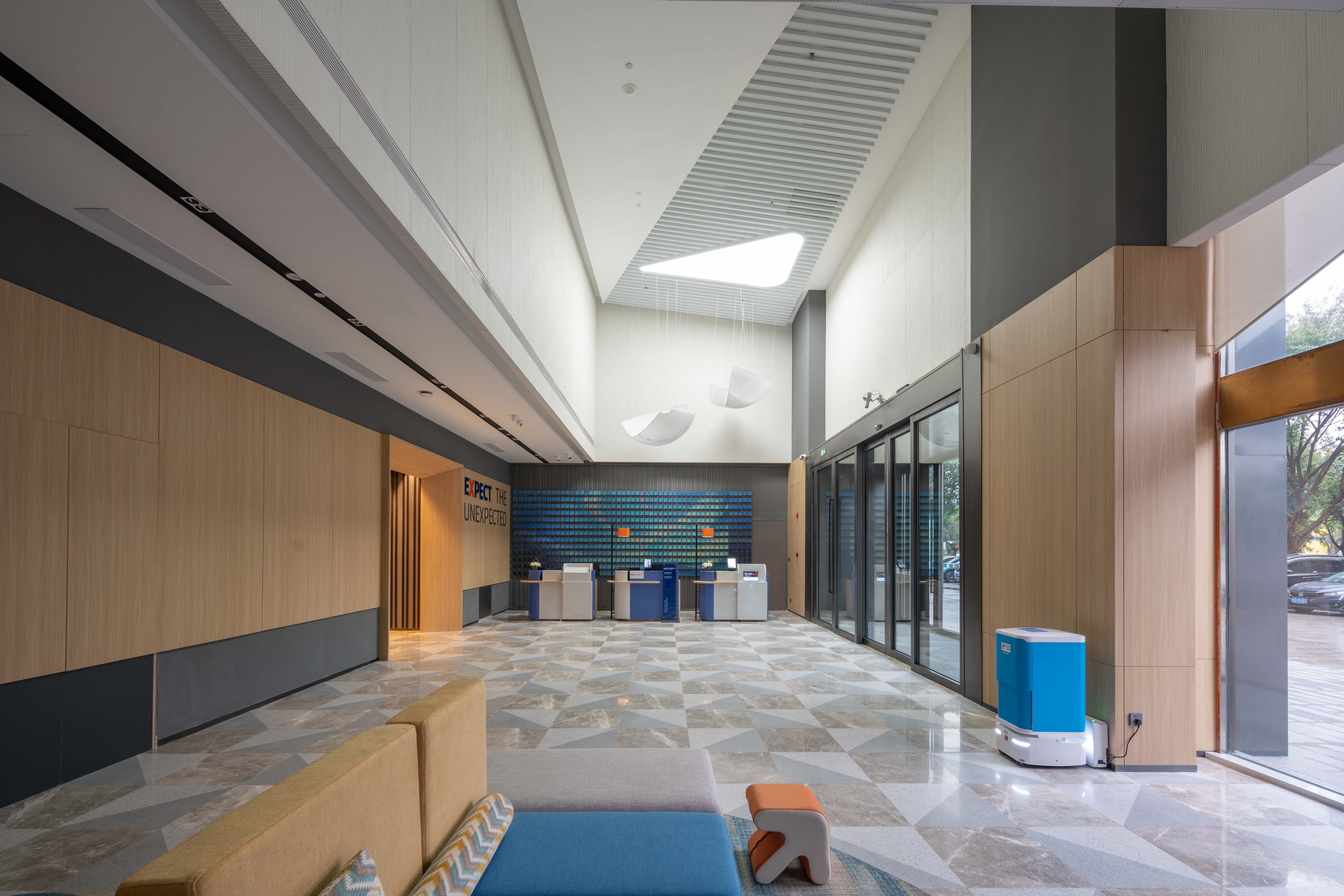 Holiday Inn Express Xiamen Jimei New Town 16/23