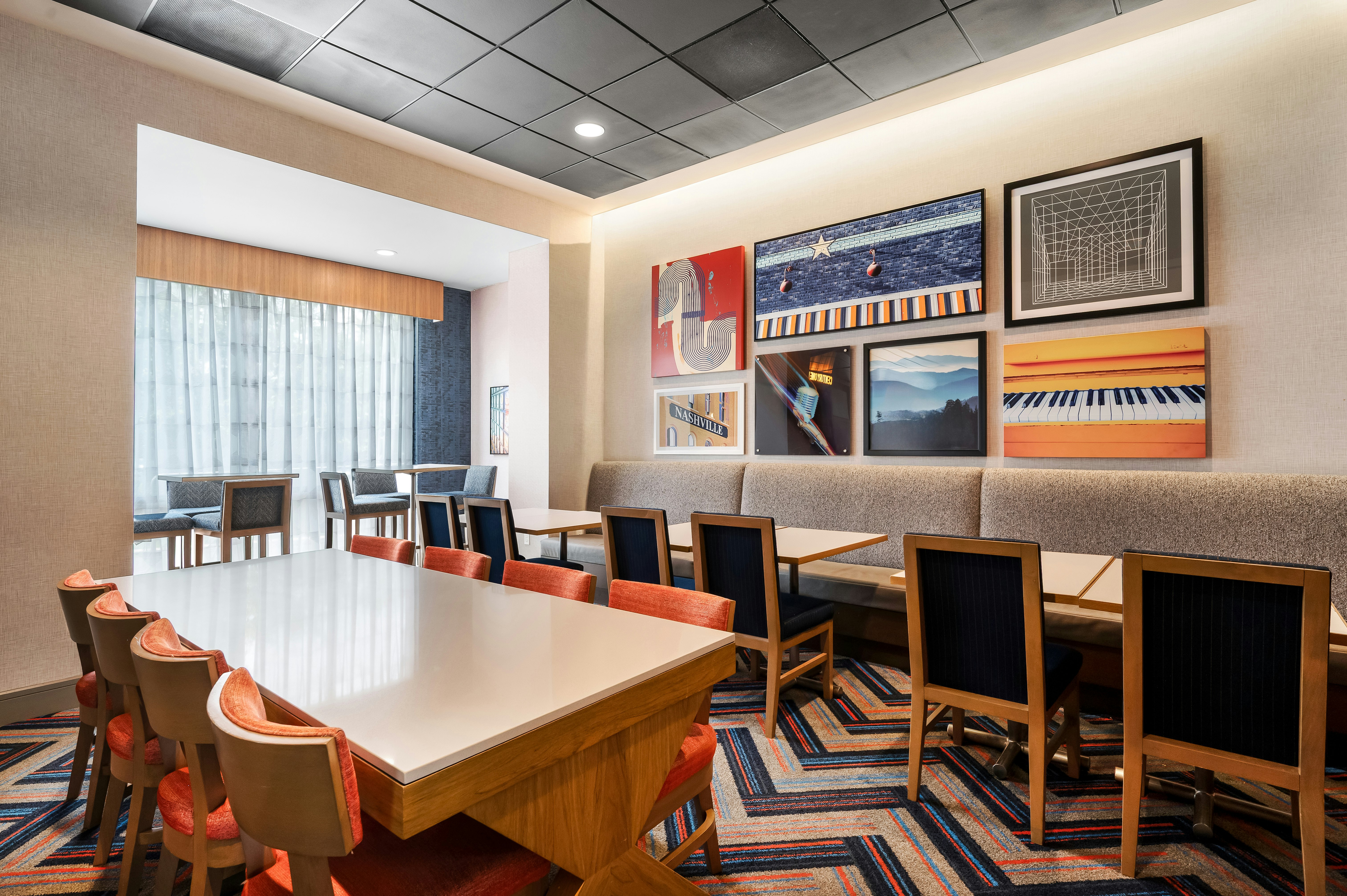Hampton Inn By Hilton Nashville Airport Century Place 34/42