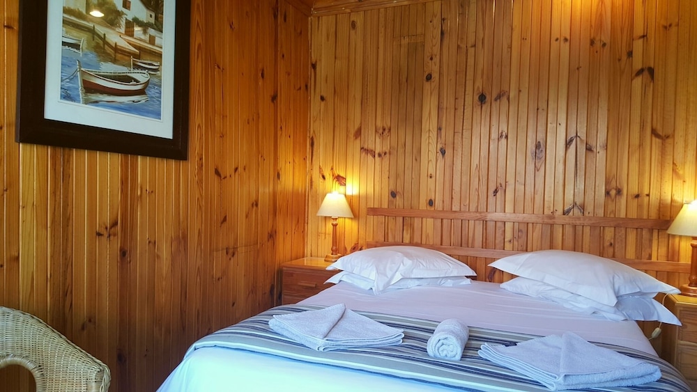 Lakeside Knysna Accomodation 16/42