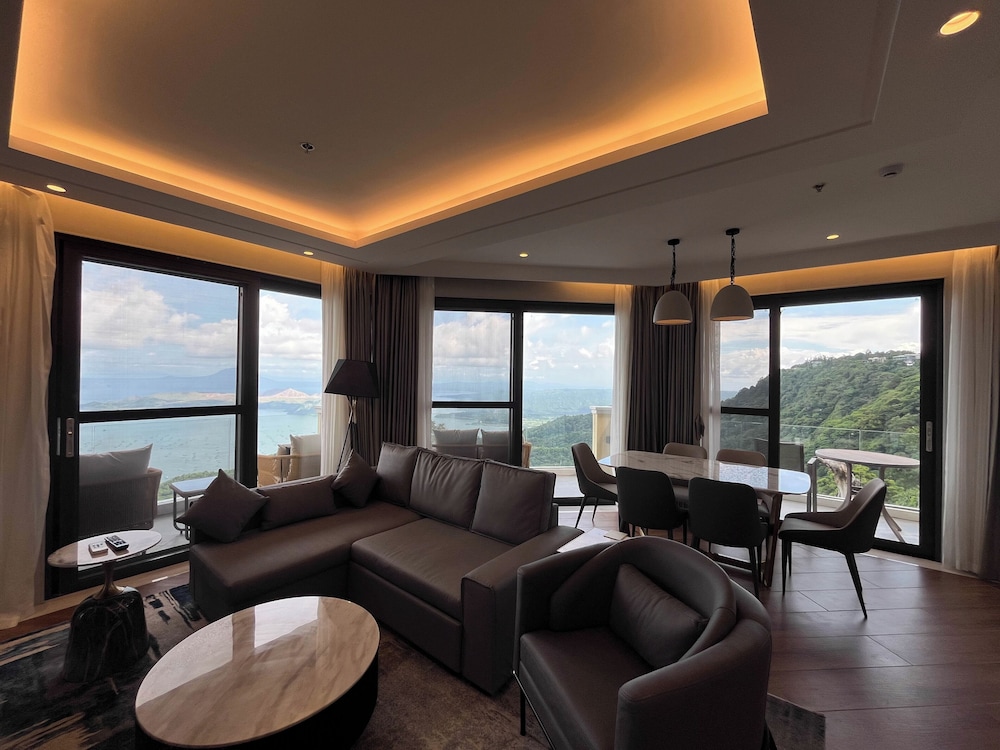 The Lake Hotel Tagaytay 19/44