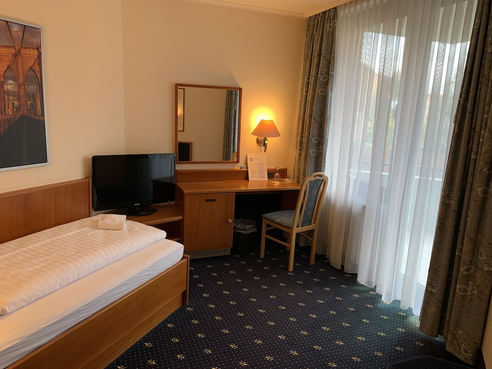 Karaman Group Hotel 18/58