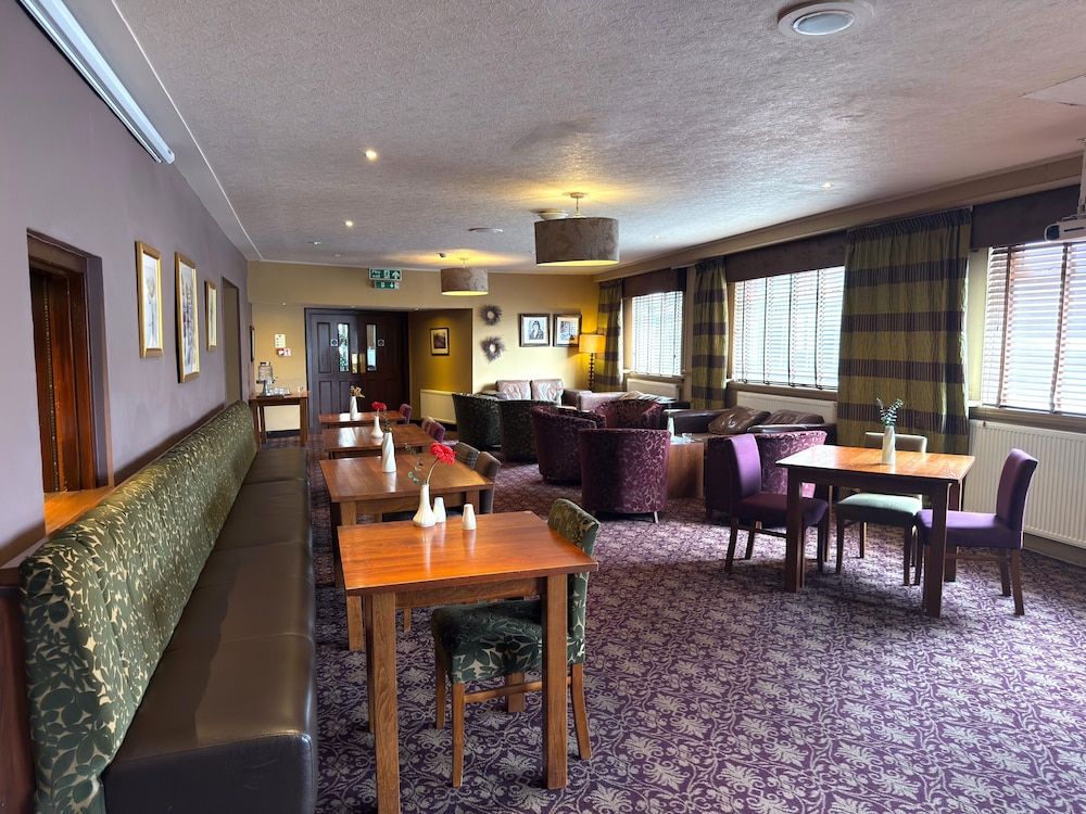 Angus Hotel 44/71