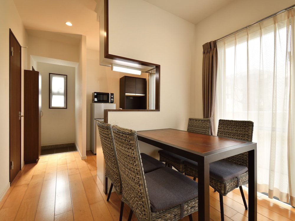 Condominium L's Inn 34/48