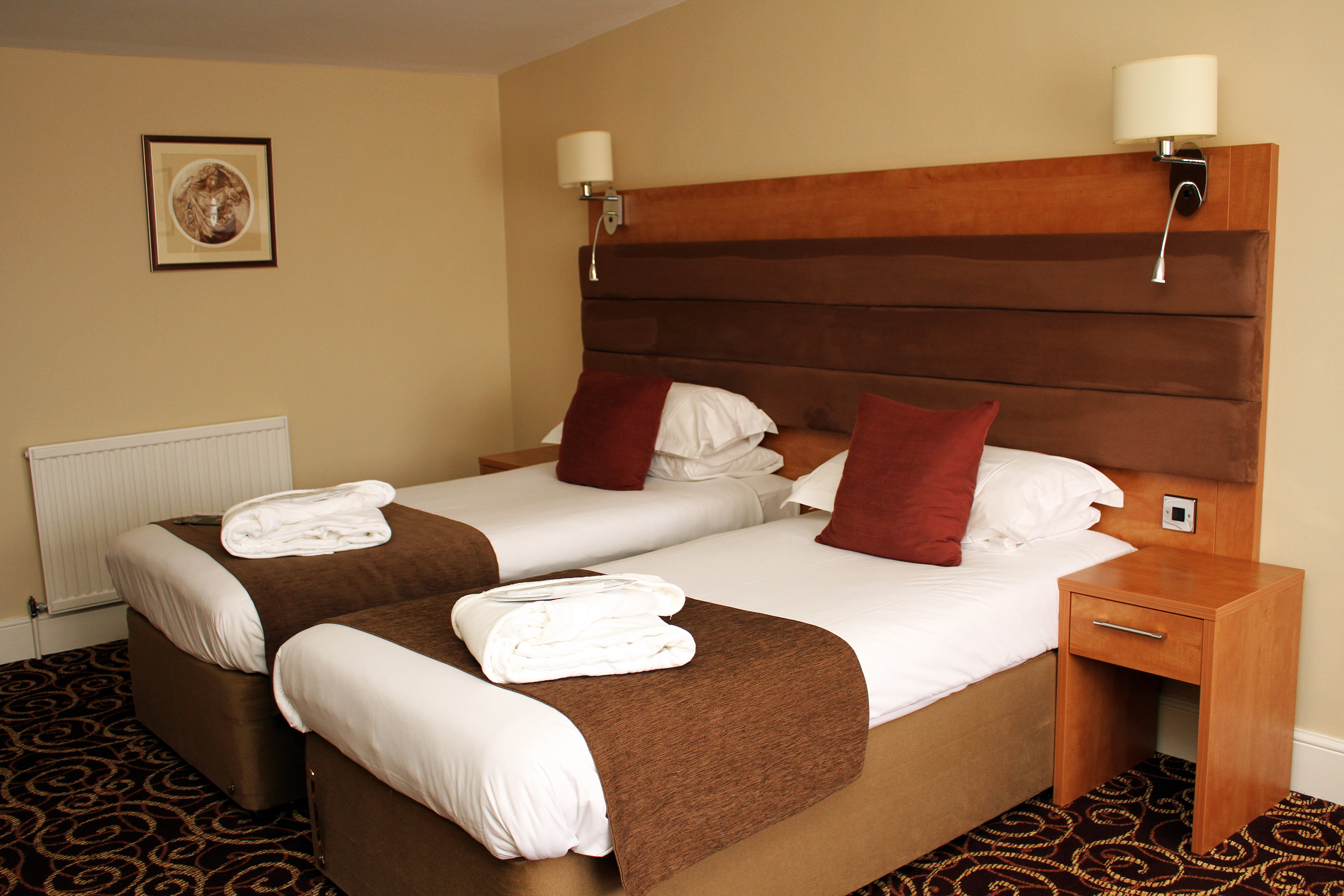 Legacy Rose And Crown Hotel 18/59
