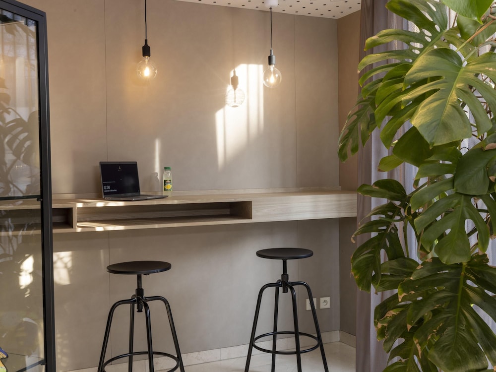 ibis Styles Bourg La Reine 9/50