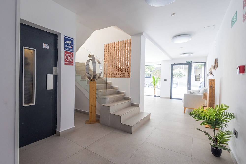 ODYSEA APARTAMENTOS 6/50