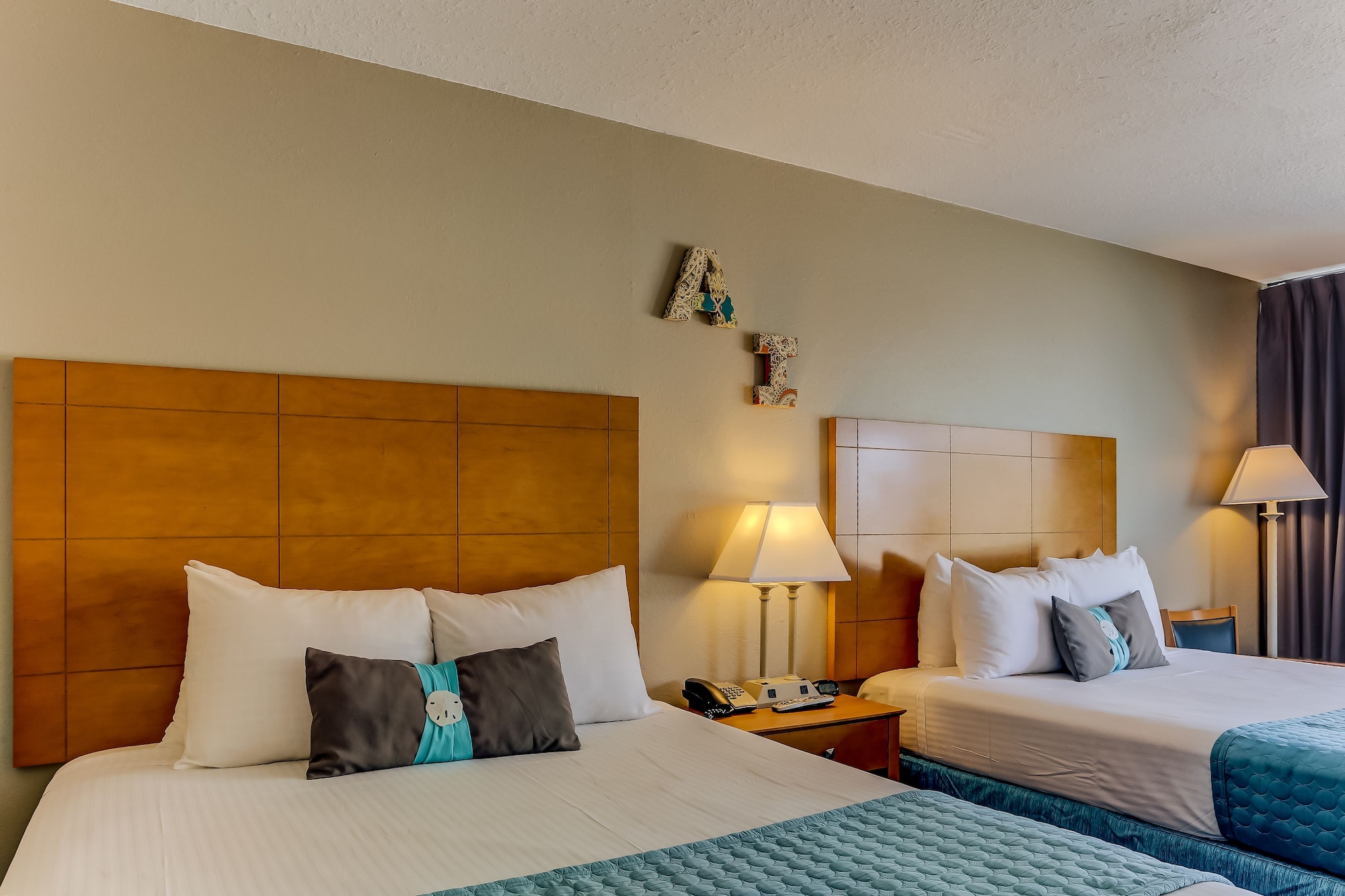 Classic, 2 Queen Beds, Near the Ocean