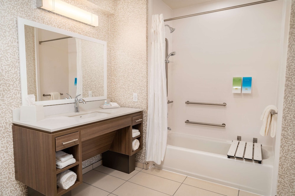 Home2 Suites By Hilton Corona 12/40