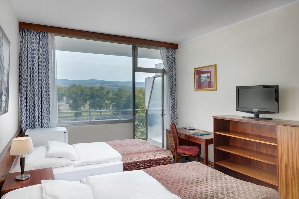 Spa Hotel Splendid Formerly Balnea Splendid Hotel 20/50