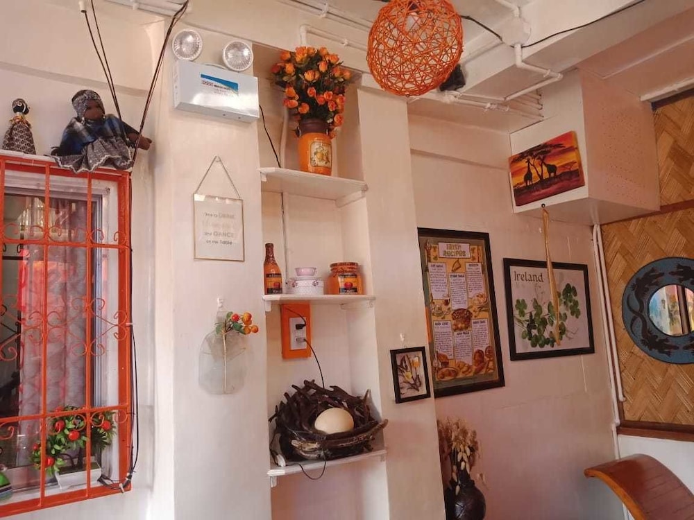 Lala Panzi Bed And Breakfast 53/64