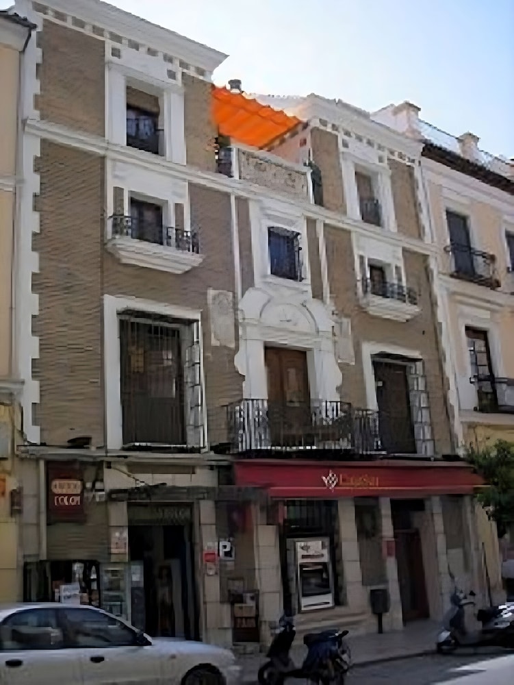 Hospederia Colon Antequera 5/50