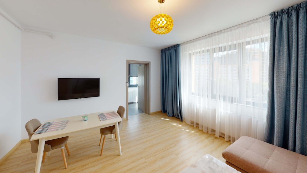 Le Blanc Aparthotel 52/68