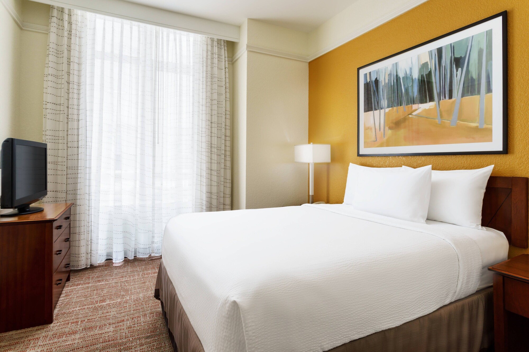 1 Bedroom, Suite, Queen Bed, Sofa