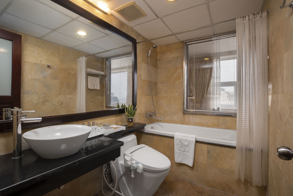 TK123 Hanoi Hotel 83/88