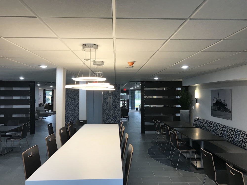 Wingate by Wyndham Louisville Fair and Expo 46/60