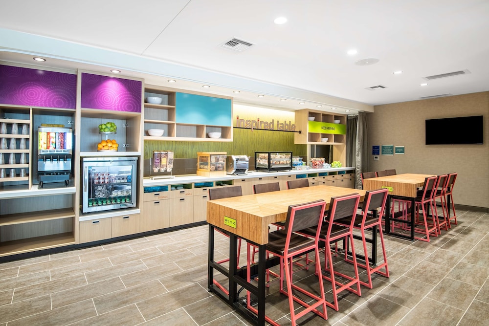 Home2 Suites By Hilton Phoenix Airport North 33/47