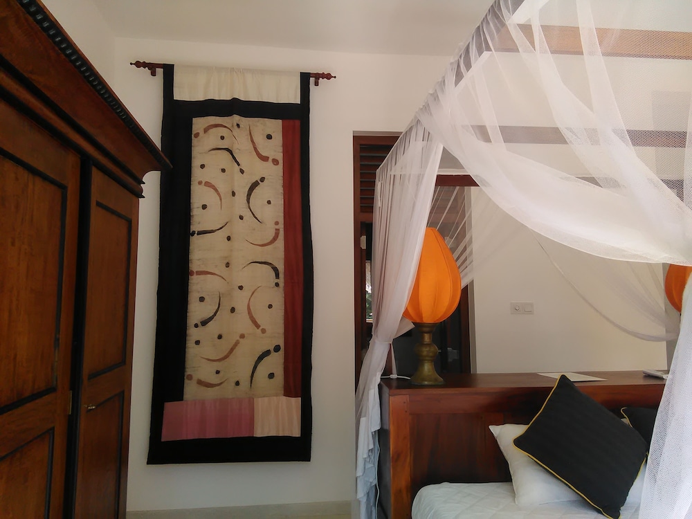 Sea Heart House On Koggala Lake 3/50