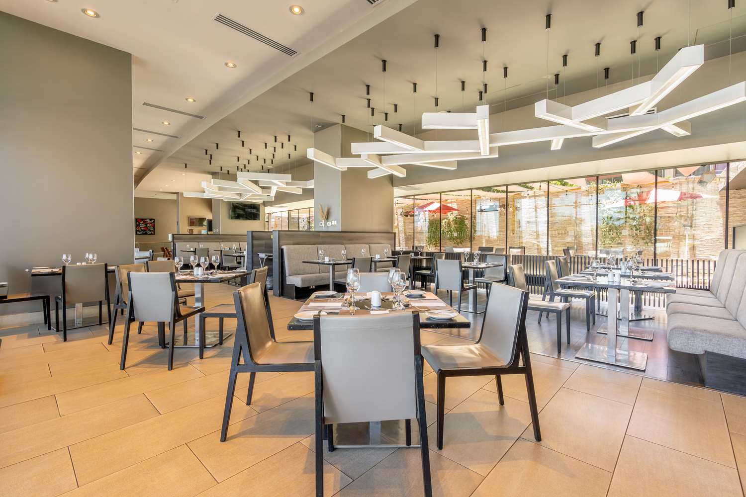 restaurant cafeteria