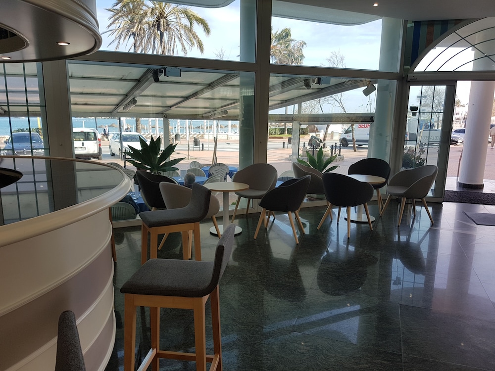 Villa de Laredo Hotel 24/37