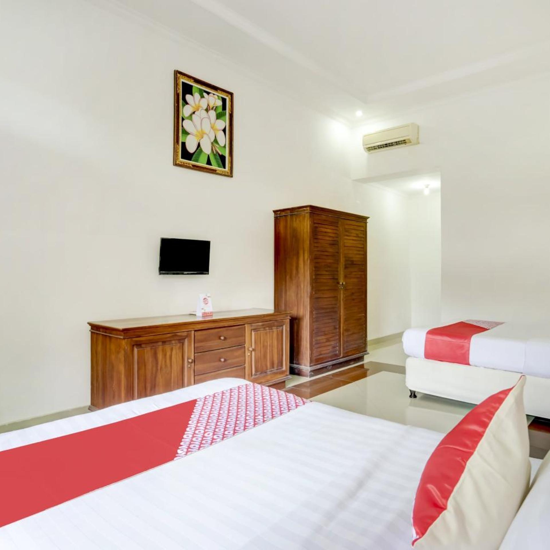 DELUXE, TWIN BEDS
