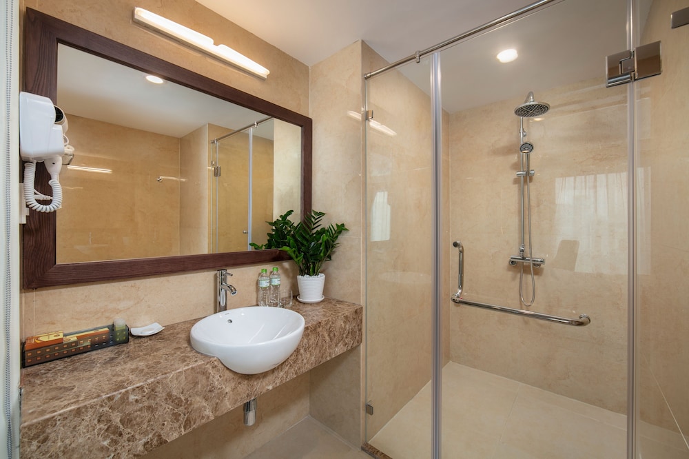 Marina Hotel Hanoi 28/29