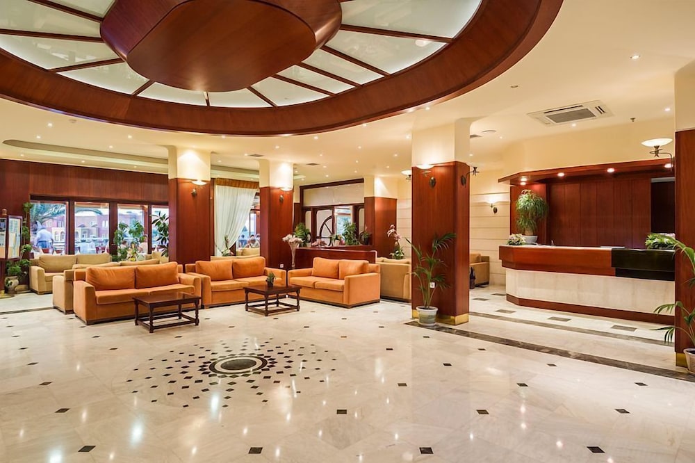 Vantaris Luxury Beach Resort 11/42