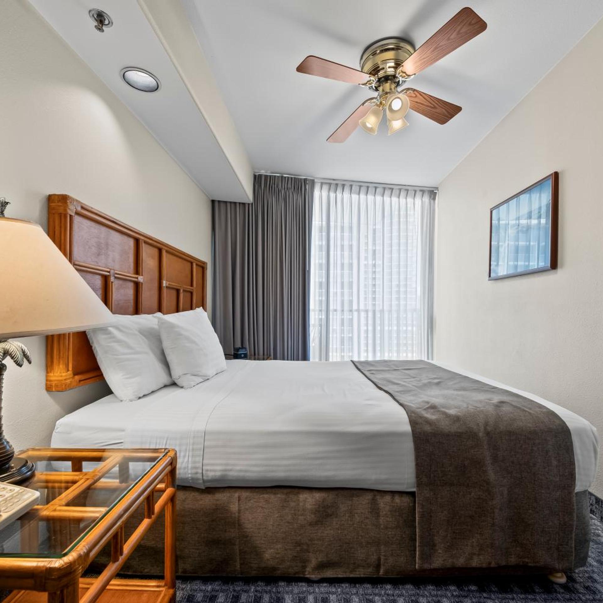 Banyan, Suite
