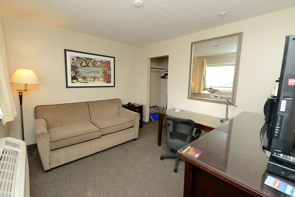 Thriftlodge Saskatoon 21/32
