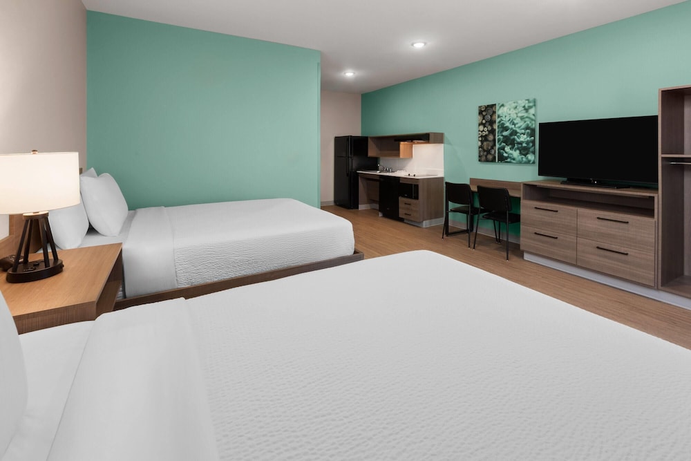ECHO Suites Extended Stay by Wyndham Austin Round Rock 22/46