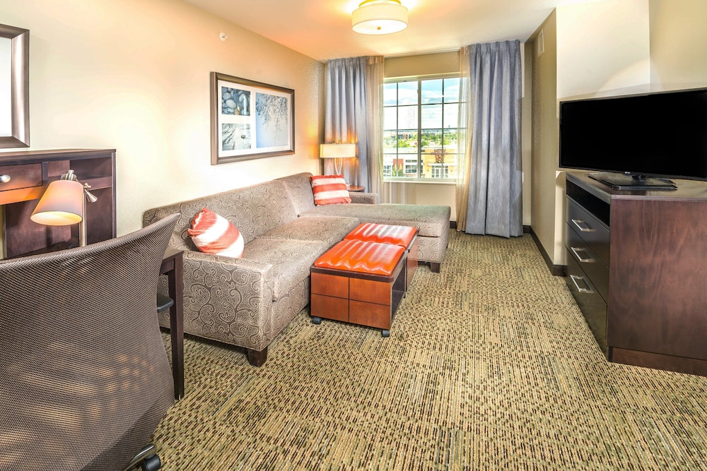 Staybridge Suites DENVER-STAPLETON 47/81