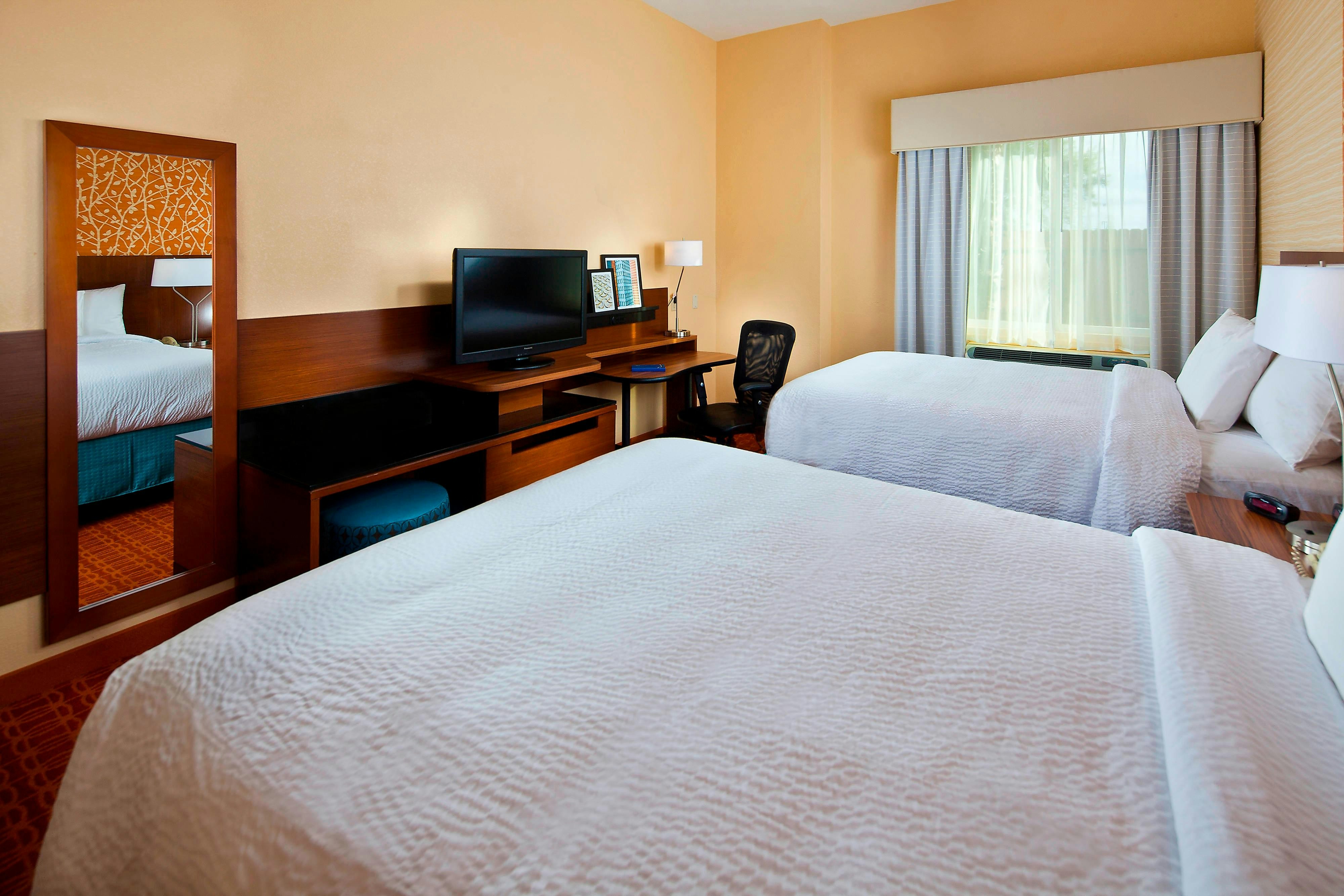 room, 2 queen beds
