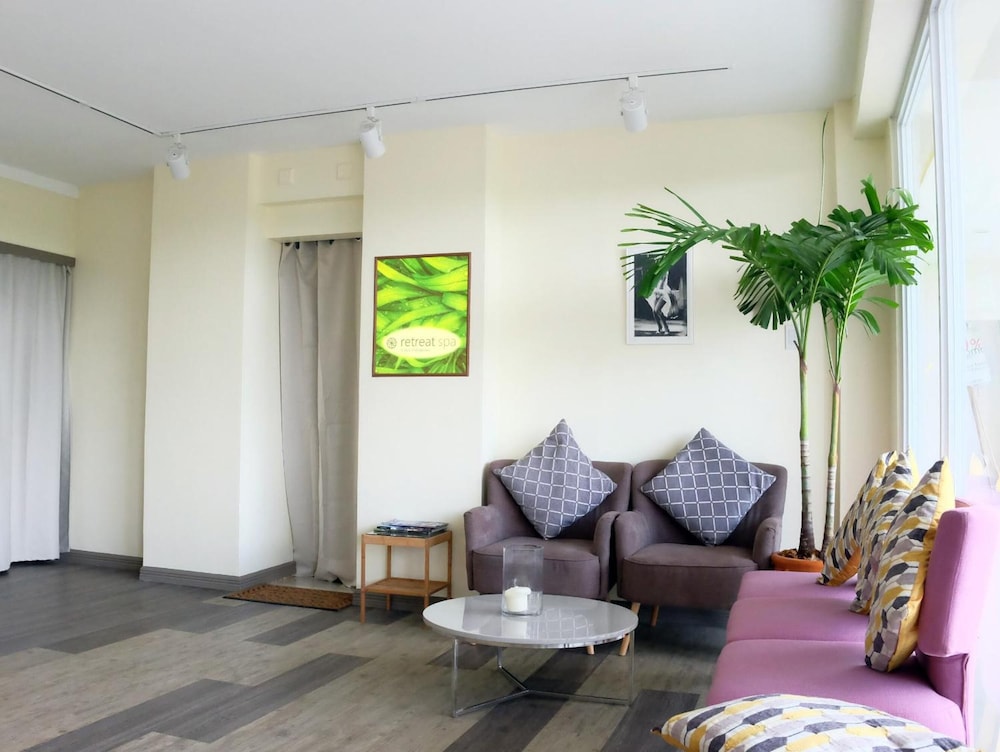 Sebastien Hotel 44/54