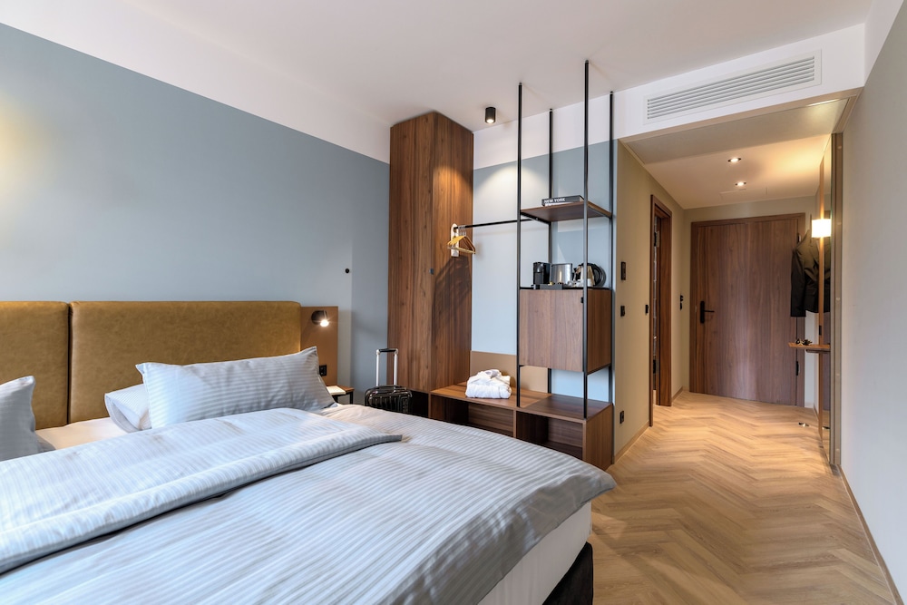Stadthotel Neumarkt Mitte 6/28