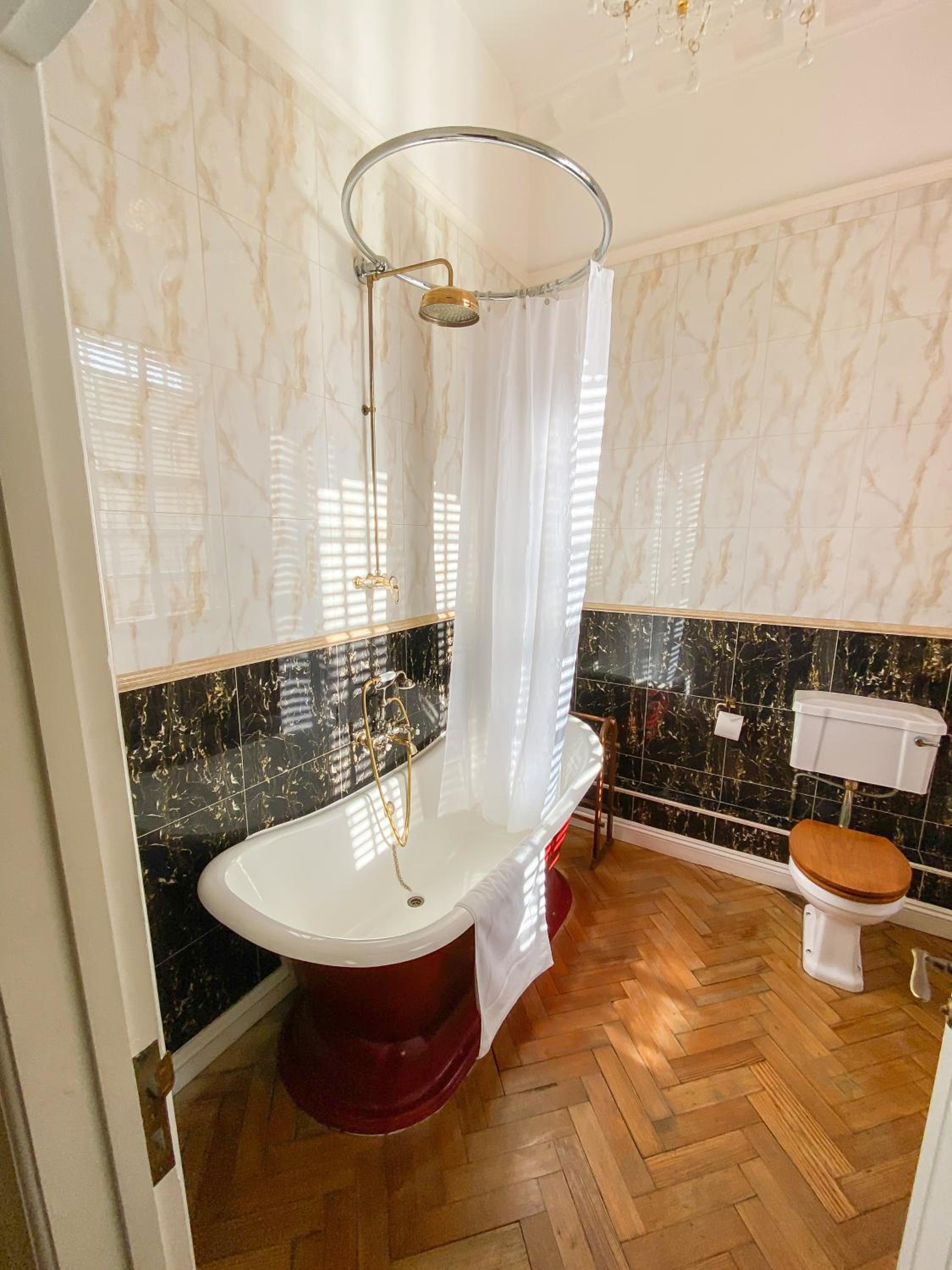 Junior Suite 9/10